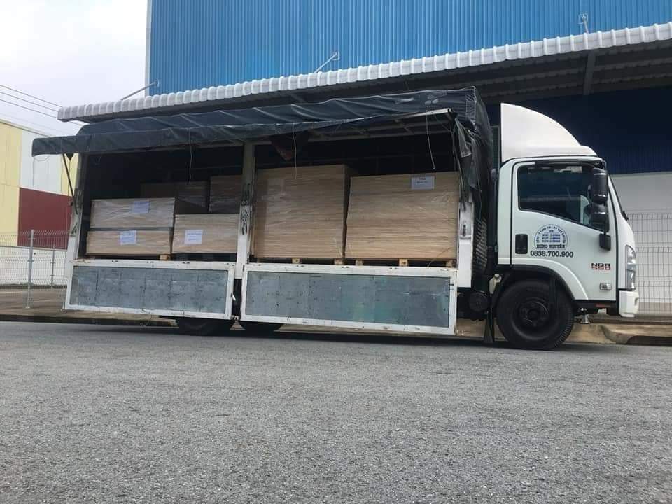 xe tải chở thuê 5 tấn thùng dài