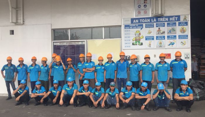Nhân công bốc xếp hàng hóa 