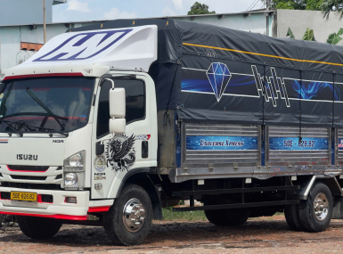  XE TẢI THÙNG 6M CHỞ HÀNG - TẠI QUẬN 7