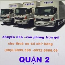xe tải chở hàng quận 2